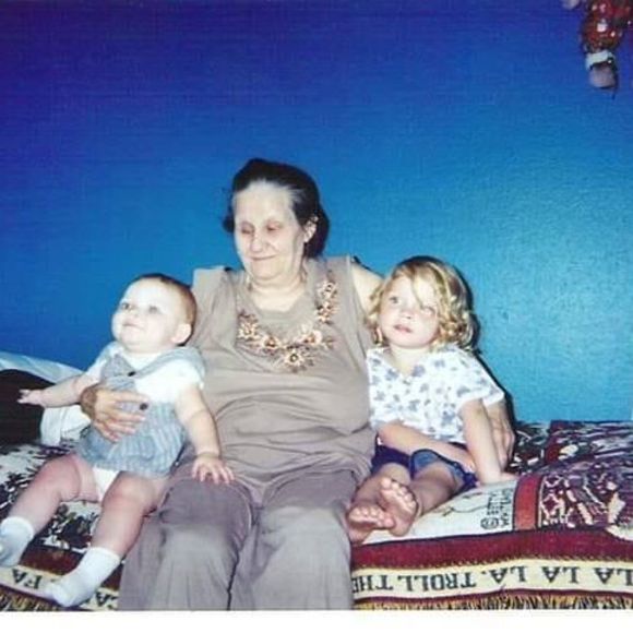 Meet your Posher, Ruby - Picture 1 of 1